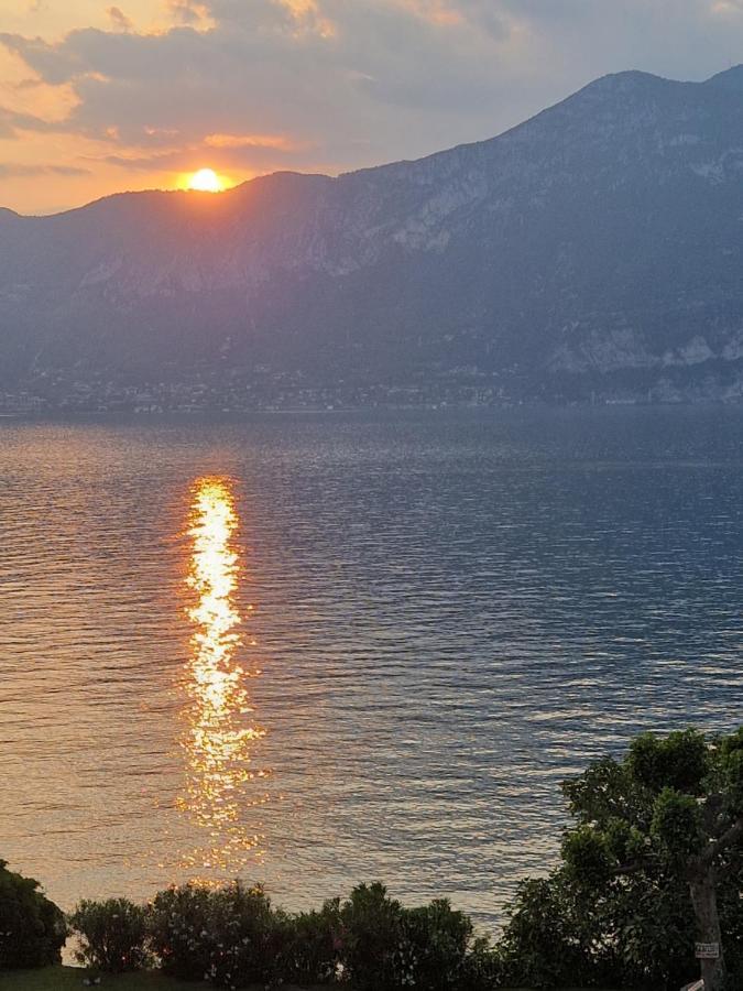 Il Nido Villa Brenzone sul Garda Luaran gambar